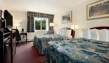 *** Hotel Travelodge By Wyndham Ottawa East Kanada